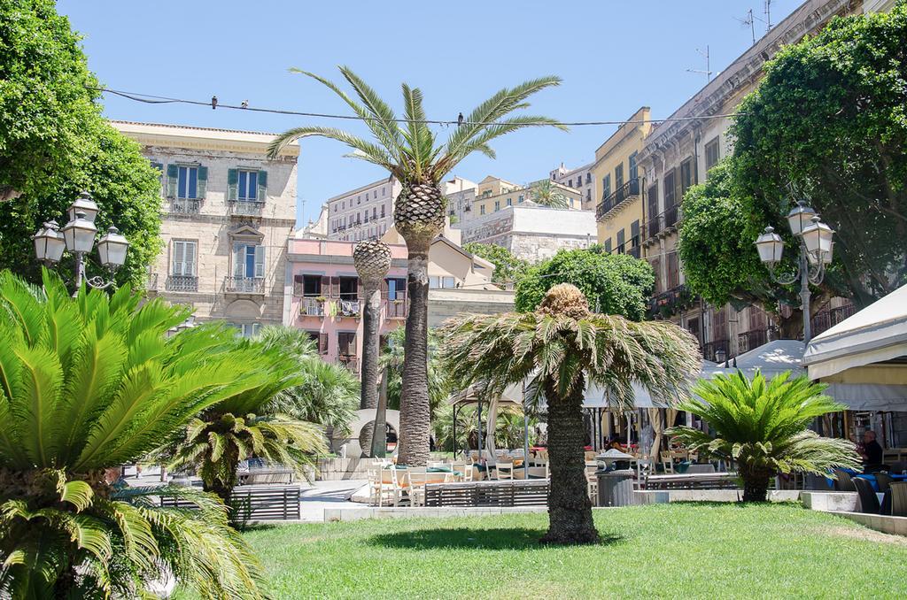 Domus Yenne Suites Κάλιαρι Εξωτερικό φωτογραφία
