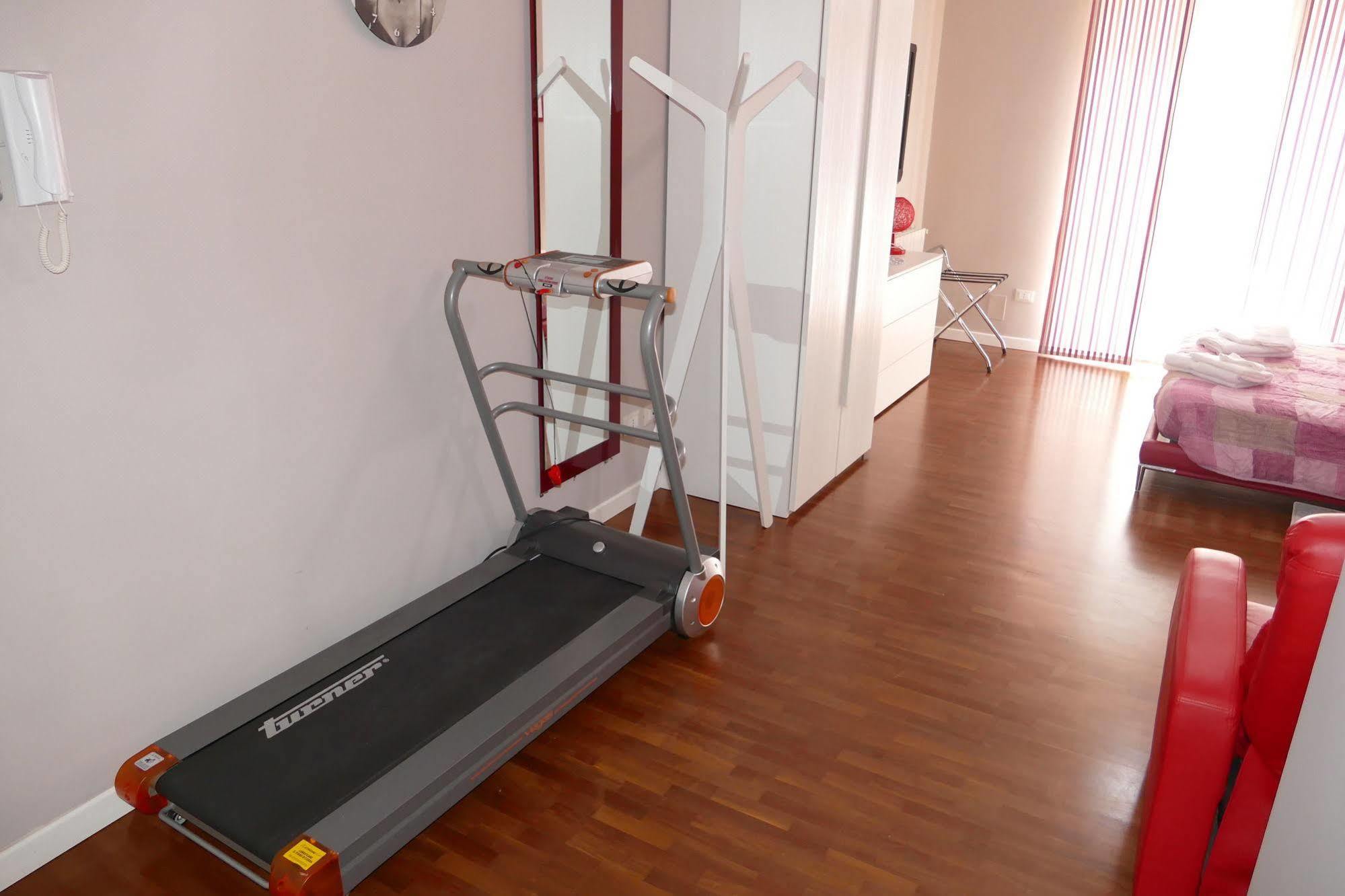 Domus Yenne Suites Κάλιαρι Εξωτερικό φωτογραφία