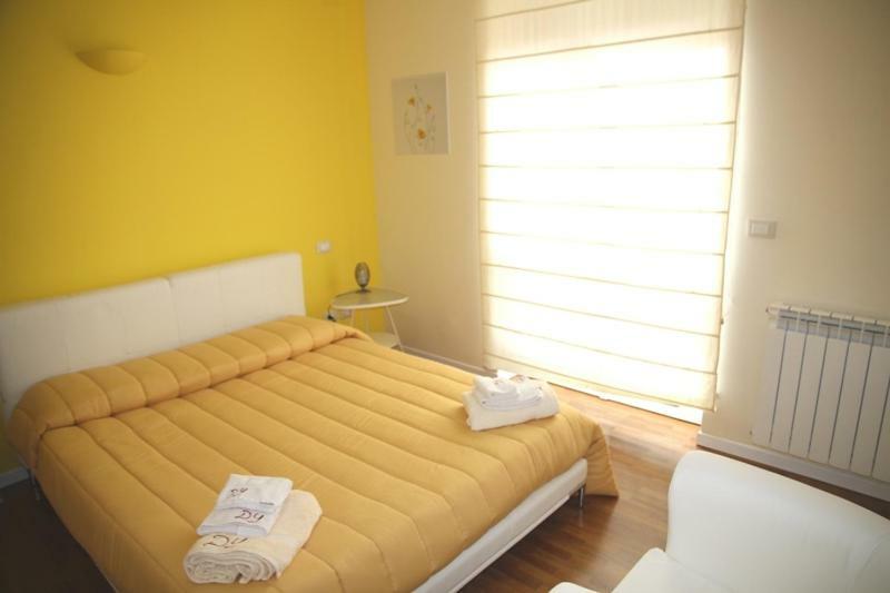 Domus Yenne Suites Κάλιαρι Εξωτερικό φωτογραφία